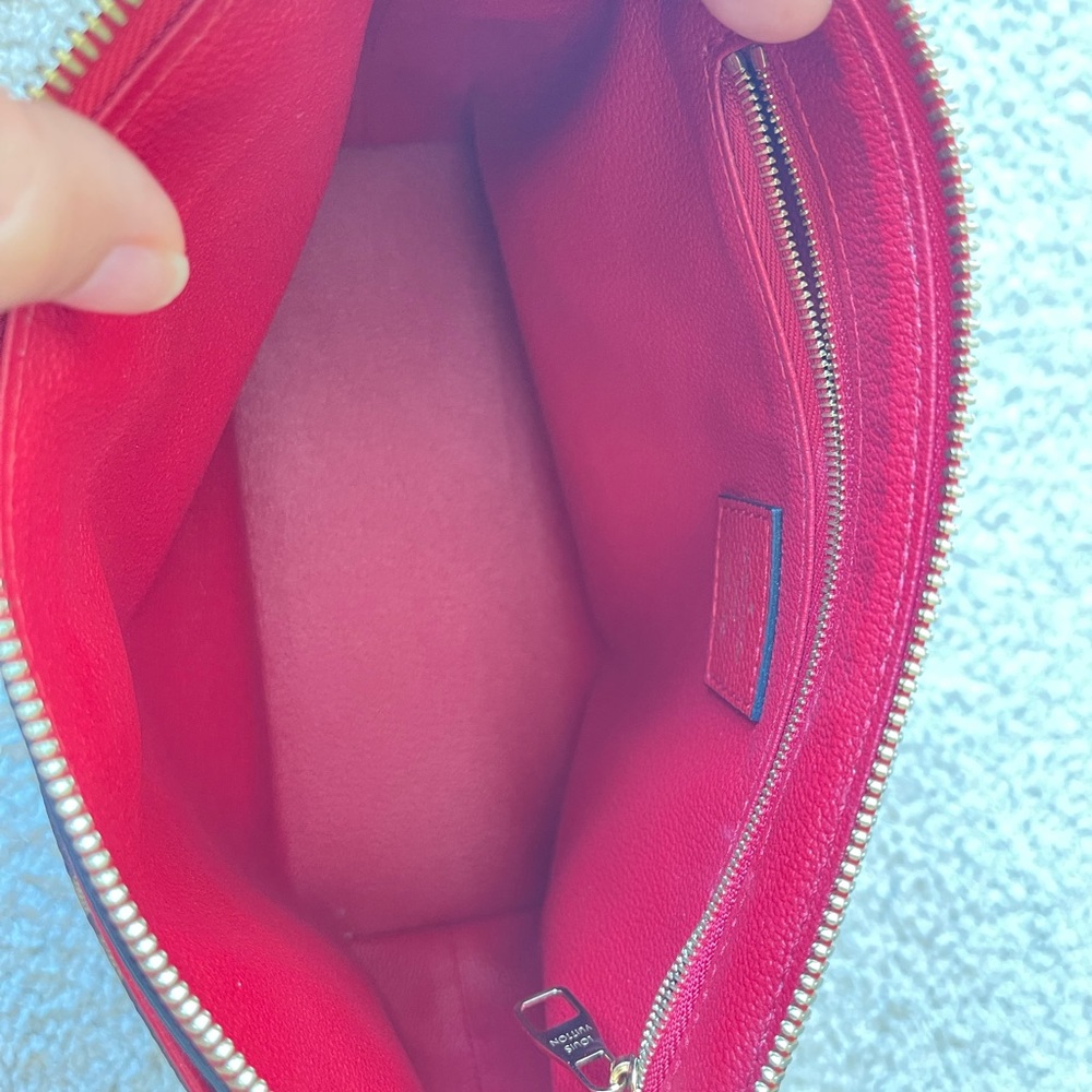 LV pouch. - Picture 2 of 10